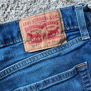 Men’s Levi 514 Jeans 34x32 - 98% cotton